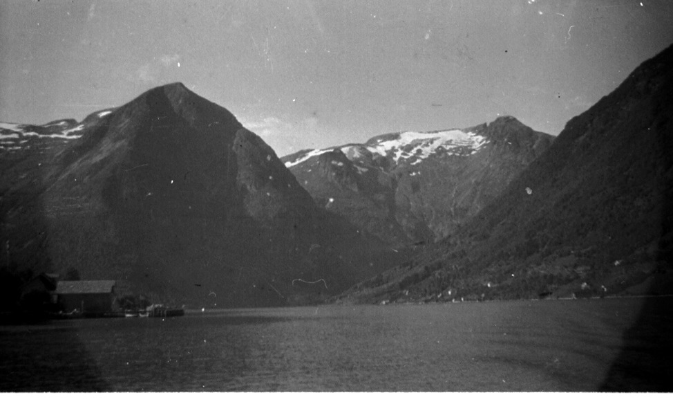 Esefjord, Balholm